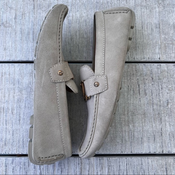 Authentic Louis Vuitton Monte Carlo shoes - Picture 11 of 16